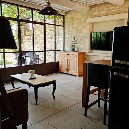Mas Des Oliviers Holiday home Gordes