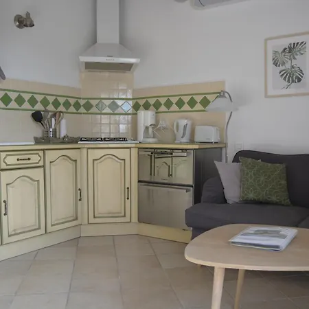 Mas Des Oliviers Holiday home Gordes