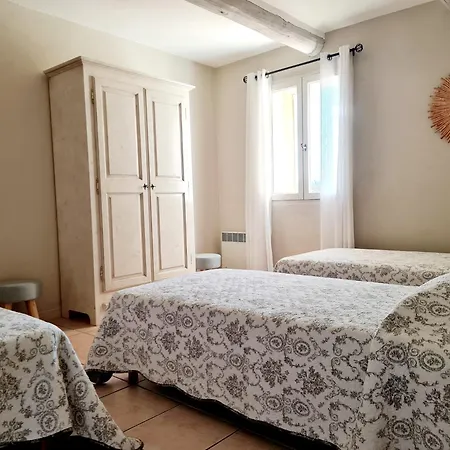 Mas Des Oliviers Holiday home *